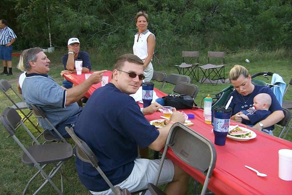 2000/07(July)/1024x768_2000-07-03-1755-Lost-Creek-Bash.JPG