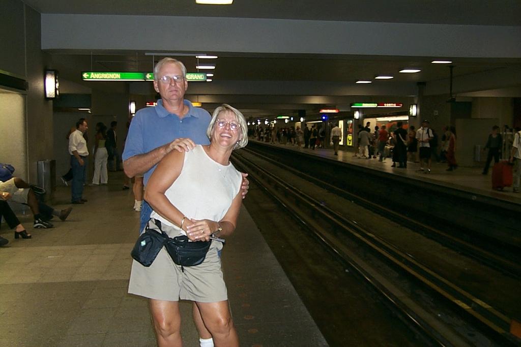 2000/08(August)/Tremblant_Canada/1024x768_2000-08-25-2157-Jim-Donna-Subway-(Metro).JPG