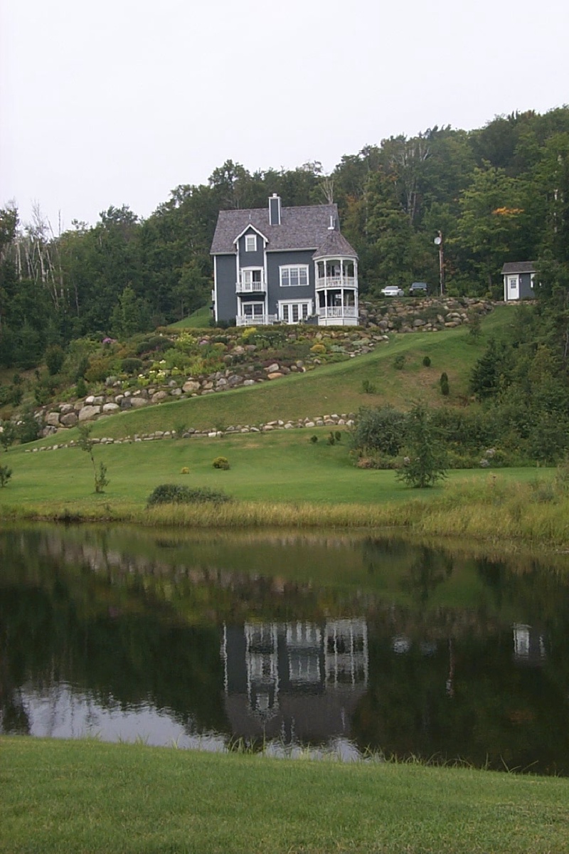 2000/08(August)/Tremblant_Canada/800x600_2000-08-29-2233-Royal-Laurentien.JPG