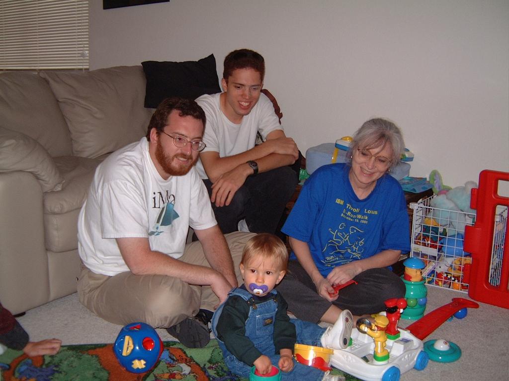 2000/10(October)/Chance_First_Birthday/1024x768_2000-10-07F--Chance-Birthday.JPG