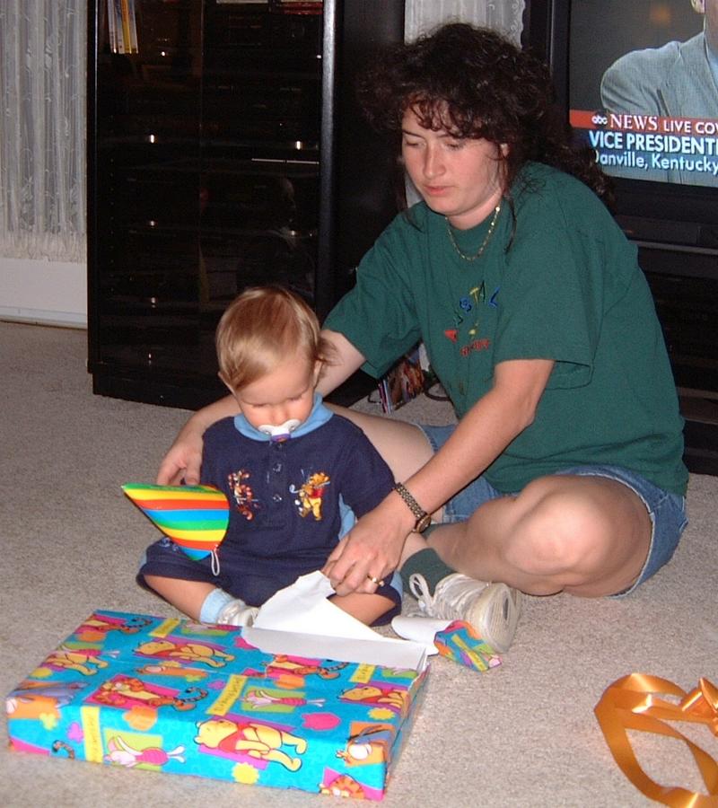 2000/10(October)/Chance_First_Birthday/2000-10-05-Chance-Birthday-Susie.JPG