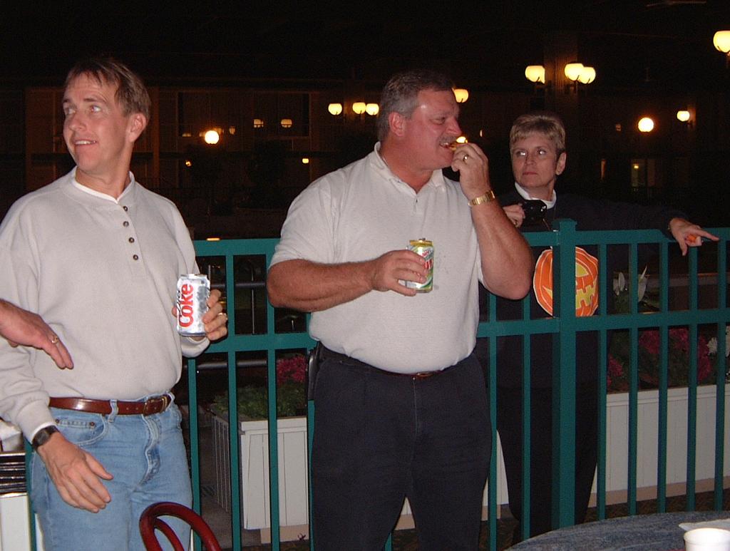 2000-10-26-20-Holidome.JPG