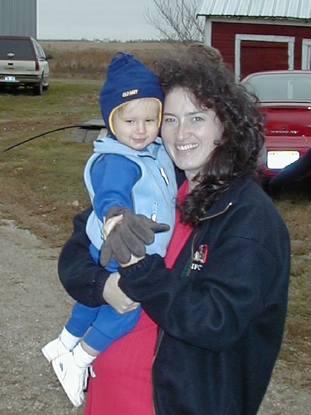 2000/10(October)/SD_Scott_Reunion/1024x768_2000-10-27-19-Scott-Farm-Chance-Susie.JPG