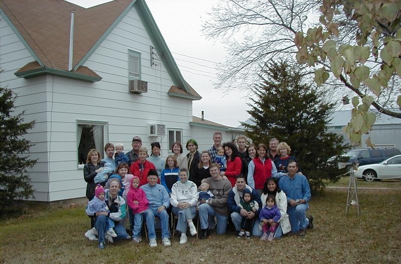 2000-10-27-36-Scott-Farm-Albert-MaryHelens-Family.JPG