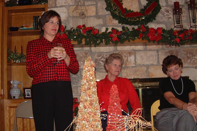 2000/12(December)/Lost_Creek_LGA_Christmas_Luncheon/800x600_2000-12-09-105944AA.JPG
