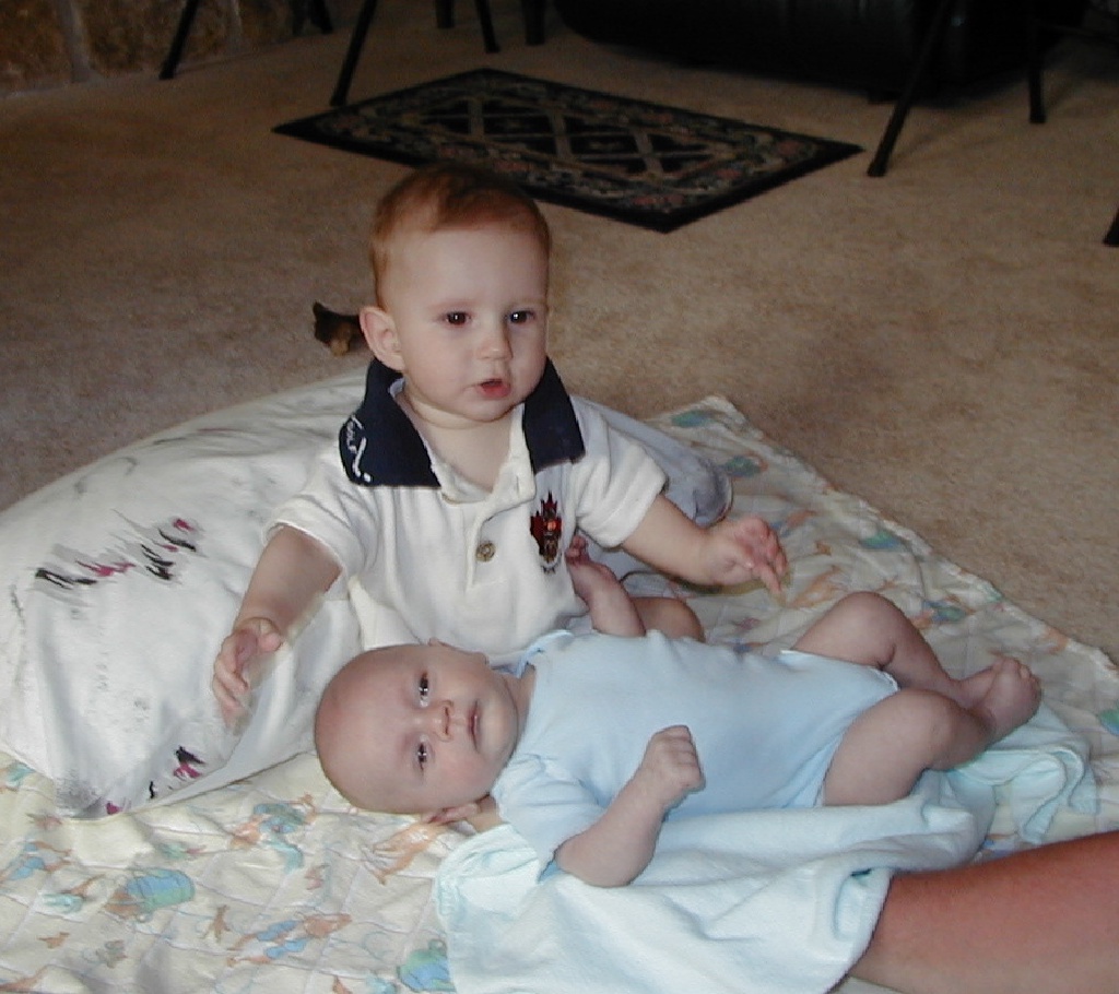 2000/GRANDMAS_FAVORITES/1024x768_2000-04-23-Easter-Chance-Vale-39.jpg
