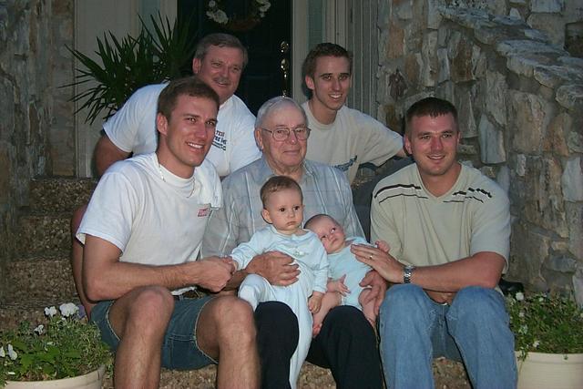 2000/GRANDMAS_FAVORITES/640x480_2000-04-27-1390-Seven-Hildebrand-Men.JPG