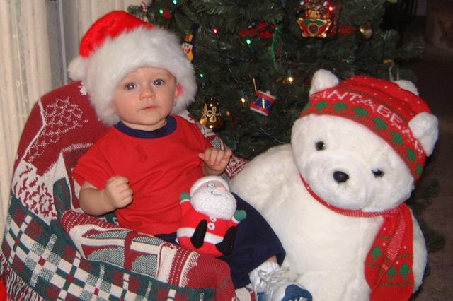 2000/GRANDMAS_FAVORITES/640x480_2000-11-29-16-Vale-XmasTree.JPG