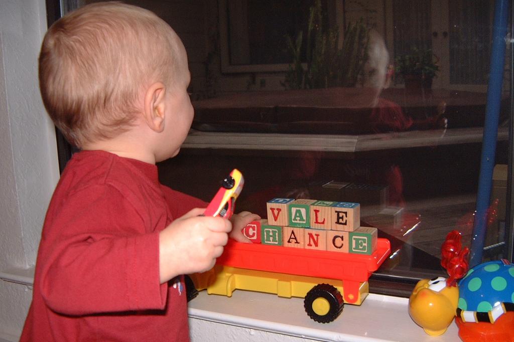 2001/01(January)/1024x768_2001-01-10-3-Vale-Blocks.JPG