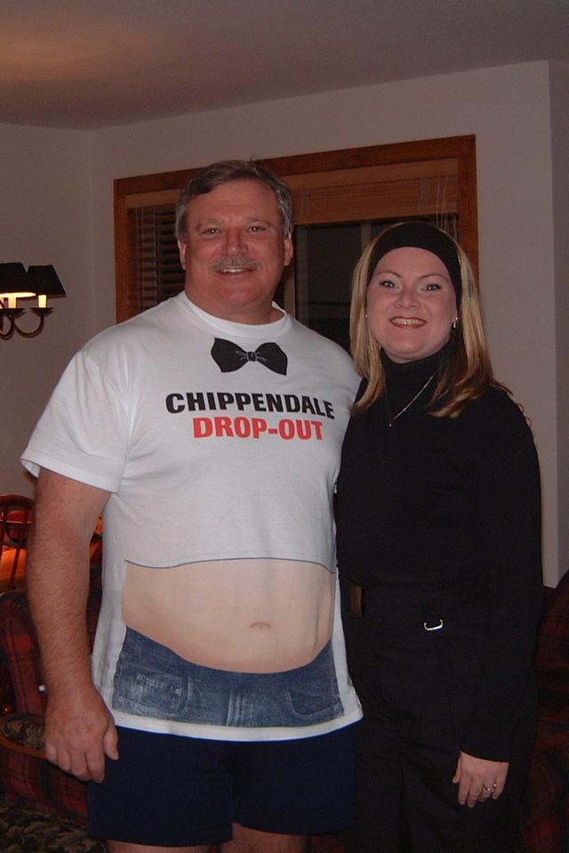 2001/02(February)/2(Whistler_Family_Ski_Trip)/640x480_2001-02-14-7-Dads_Chippendale-Shirt.JPG