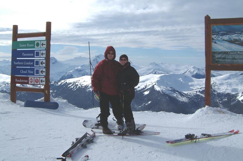 2001/02(February)/2(Whistler_Family_Ski_Trip)/800x600_2001-02-13-3Top-of-Blackcomb-Justin-Katie.JPG