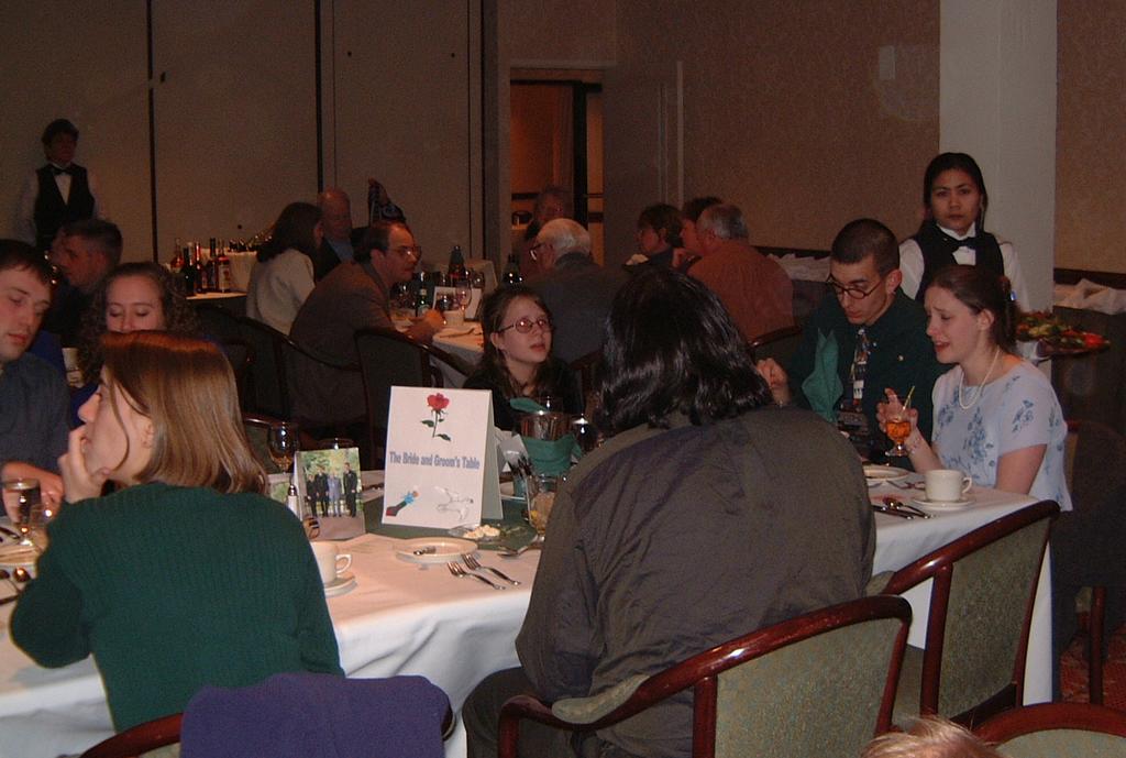 2001/02(February)/3(Joseph_and_Emilys_Wedding)/1024x768_2001-02-23-3.JPG