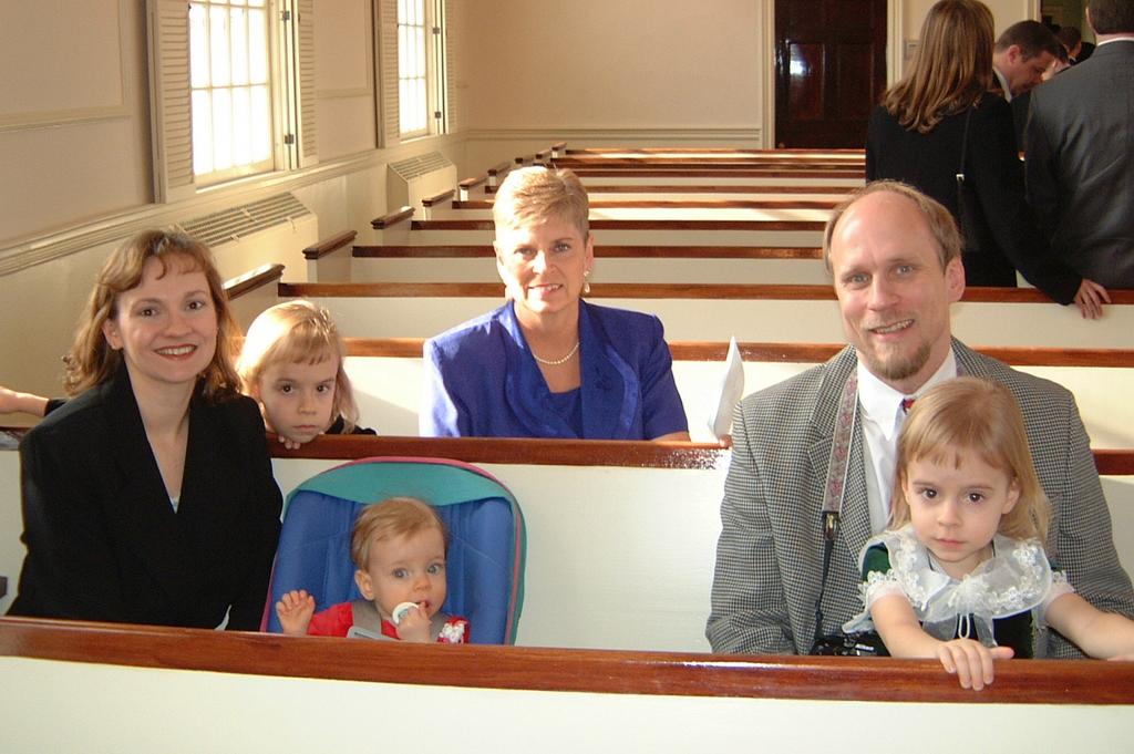 2001/02(February)/3(Joseph_and_Emilys_Wedding)/1024x768_2001-02-24-16.JPG