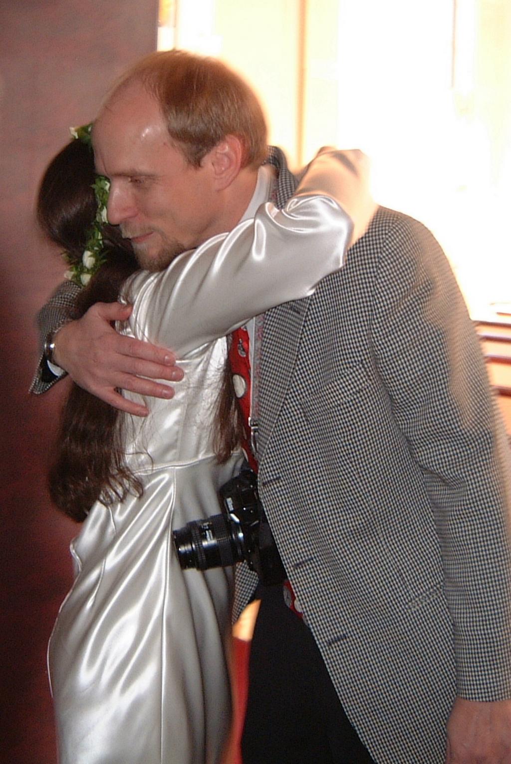 2001/02(February)/3(Joseph_and_Emilys_Wedding)/1024x768_2001-02-24-18.JPG