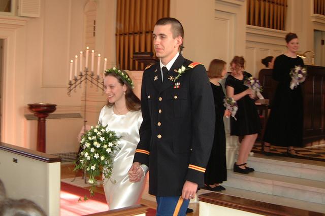 2001/02(February)/3(Joseph_and_Emilys_Wedding)/640x480_2001-02-24-14.JPG