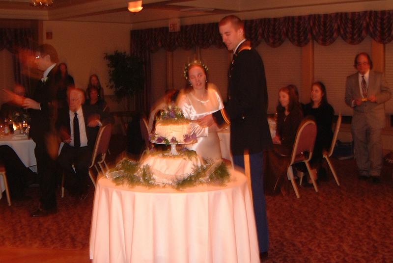2001/02(February)/3(Joseph_and_Emilys_Wedding)/800x600_2001-02-24-25.JPG