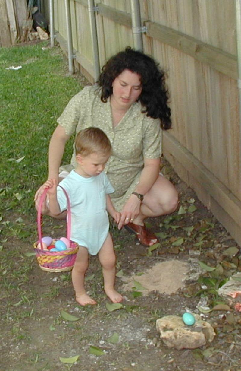 2001-04-15-08-Egg-Hunt.JPG