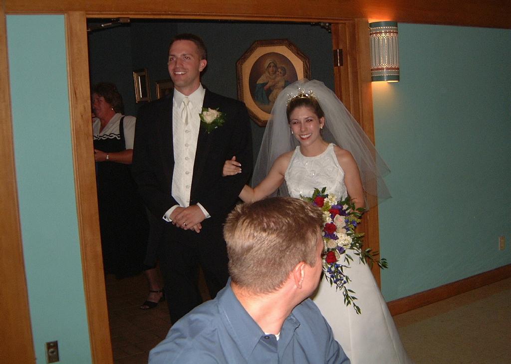 2001/07(July)/02(Daman_Wedding)/1024x768_2001-07-07-009-Daman-Wedding.JPG
