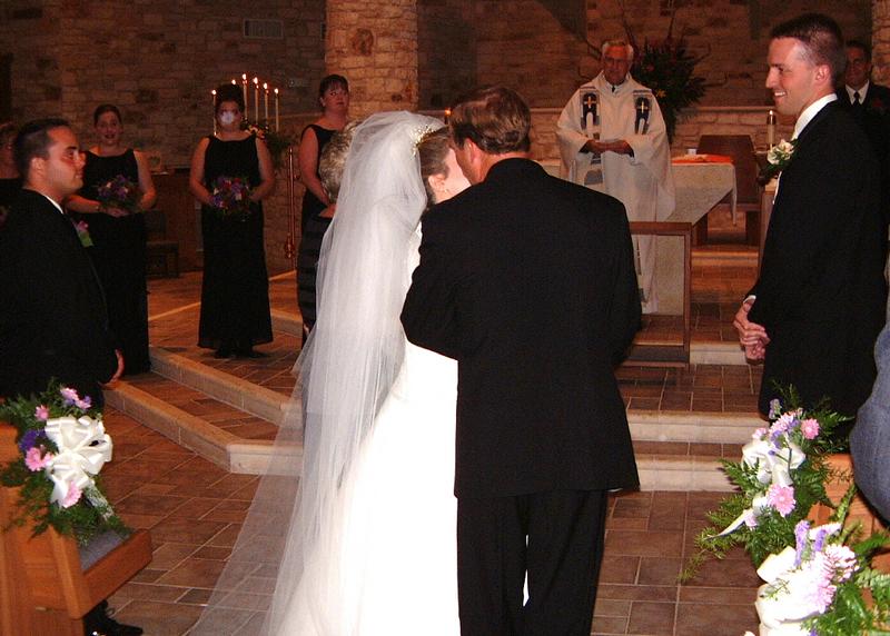 2001/07(July)/02(Daman_Wedding)/800x600_2001-07-07-023-Daman-Wedding.JPG