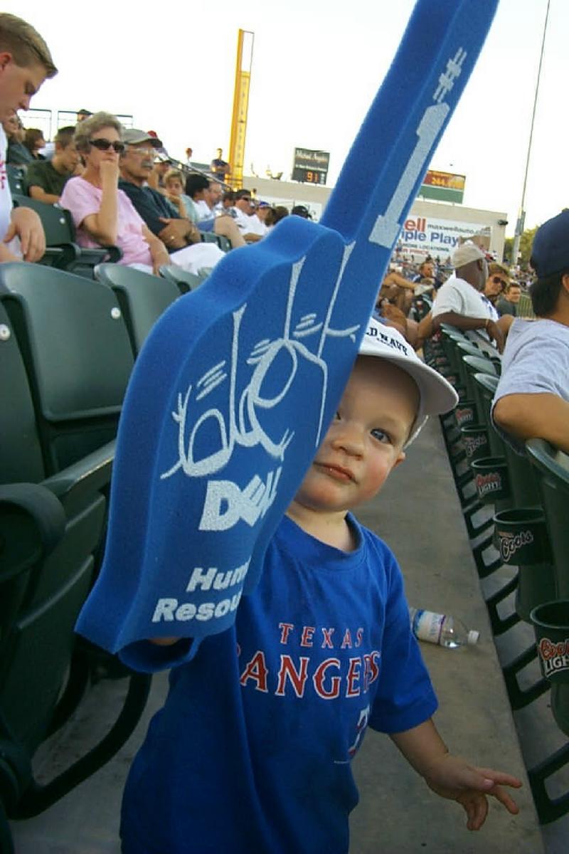 2001/07(July)/03(Chance-Vale-Baseball-Game)/2001-07-09-02-Dell-Diamond-Fun.JPG