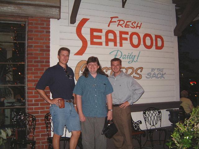 2001/08(August)/01(Troy_Visits_Austin)/640x480_2001-08-08-Troy-1.JPG