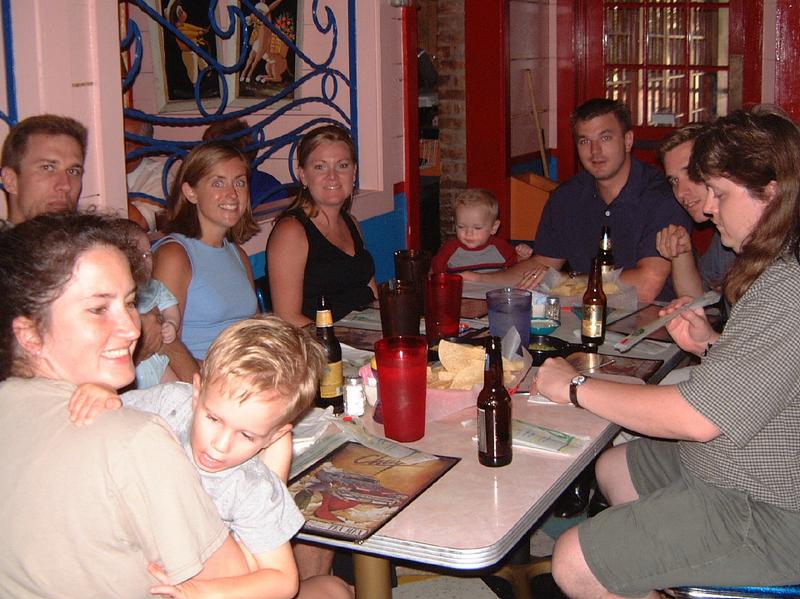 2001/08(August)/01(Troy_Visits_Austin)/800x600_2001-08-07-Troy-Visits-0.JPG