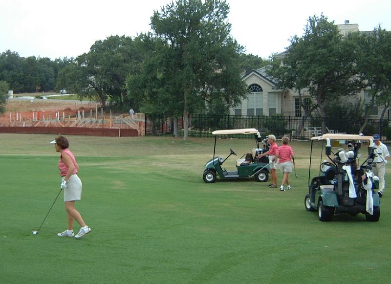 2001/08(August)/03(CCA-Ladies-Pro-Am)/800x600_2001-08-14-04-Final-Round.JPG