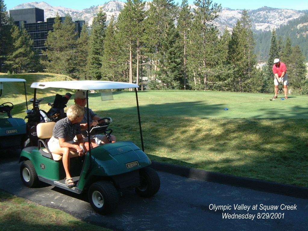 2001/08(August)/04(Tahoe-Golf)/1024x768_2001-08-29-4-Squaw-Valley.JPG