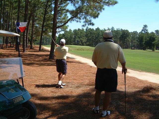 2001/09(September)/01(Pinehurst)/2nd-Day/640x480_2001-09-07-16-Pinehurst-2.JPG