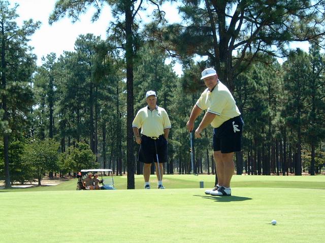 2001/09(September)/01(Pinehurst)/2nd-Day/640x480_2001-09-07-19-Pinehurst-2.JPG