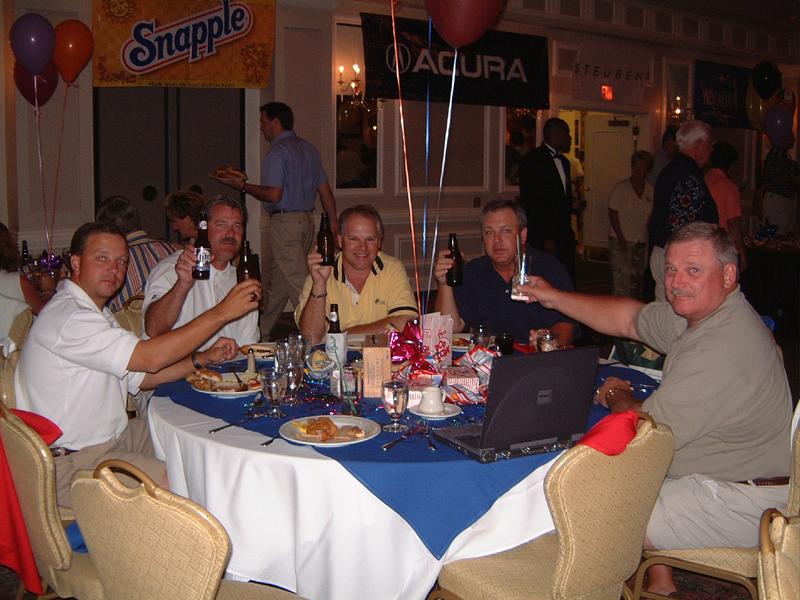 2001/09(September)/01(Pinehurst)/2nd-Day/800x600_2001-09-07-31-Circus-Night.JPG