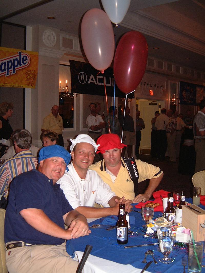 2001/09(September)/01(Pinehurst)/2nd-Day/800x600_2001-09-07-43-Circus-Night.JPG