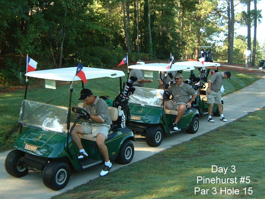 2001/09(September)/01(Pinehurst)/3rd-Day/1024x768_2001-09-08-13-Pinehurst-5.JPG
