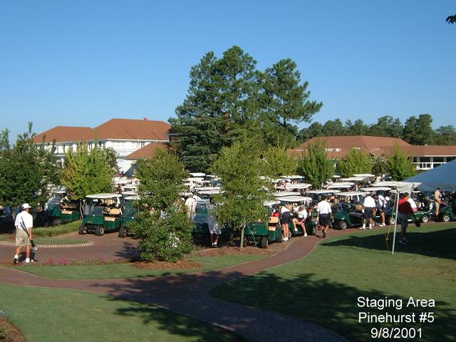 2001/09(September)/01(Pinehurst)/3rd-Day/640x480_2001-09-08-08-Pinehurst-5.JPG