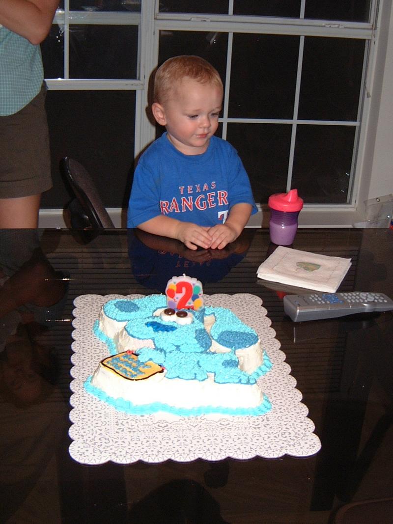2001-10-05-05-Chance-2nd-birthday.JPG