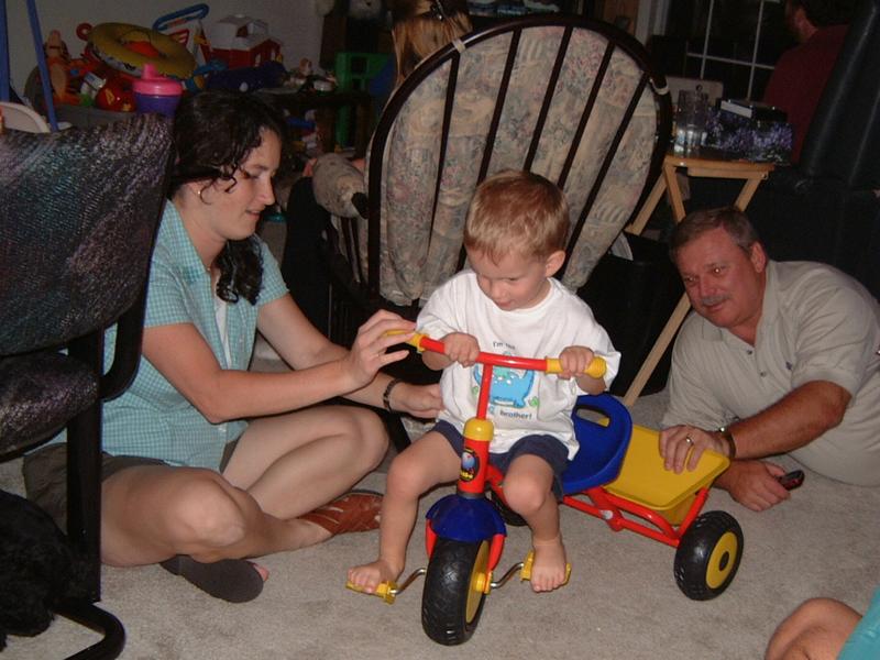 2001-10-05-08-Chance-2nd-birthday.JPG