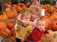 2001-10-17-05-Pumpkin-Patch.JPG
