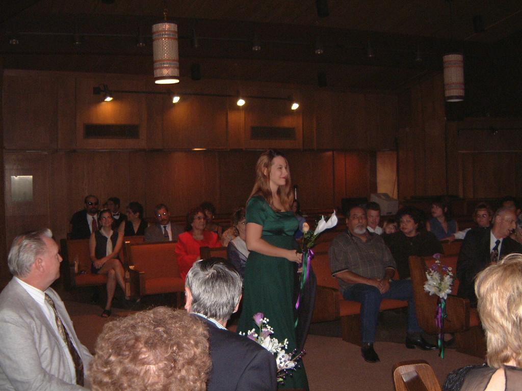 2001/10(October)/04(Wedding)/1024x768_2001-10-27-03.JPG