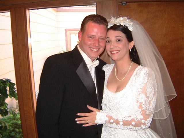 2001/10(October)/04(Wedding)/640x480_2001-10-27-25.JPG