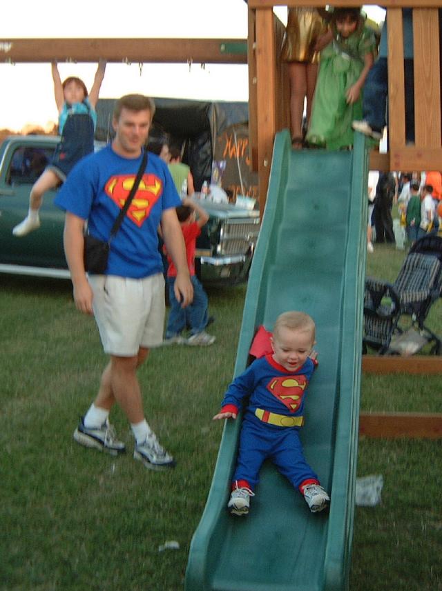 2001/10(October)/05(Halloween)/640x480_2001-10-28-05-Vale-Halloween.JPG