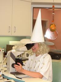 2001-10-31-13-Vicki-Good-Witch-Glenda.JPG
