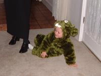 2001-10-31-17-Vale-Trick-or-Treat.JPG