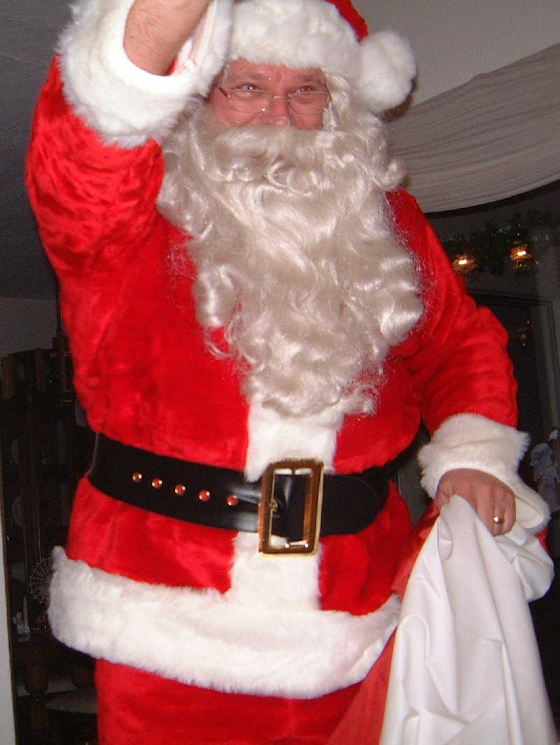 2001/12(December)/02(Family-Christmas)/800x600_2001-12-24-07.JPG