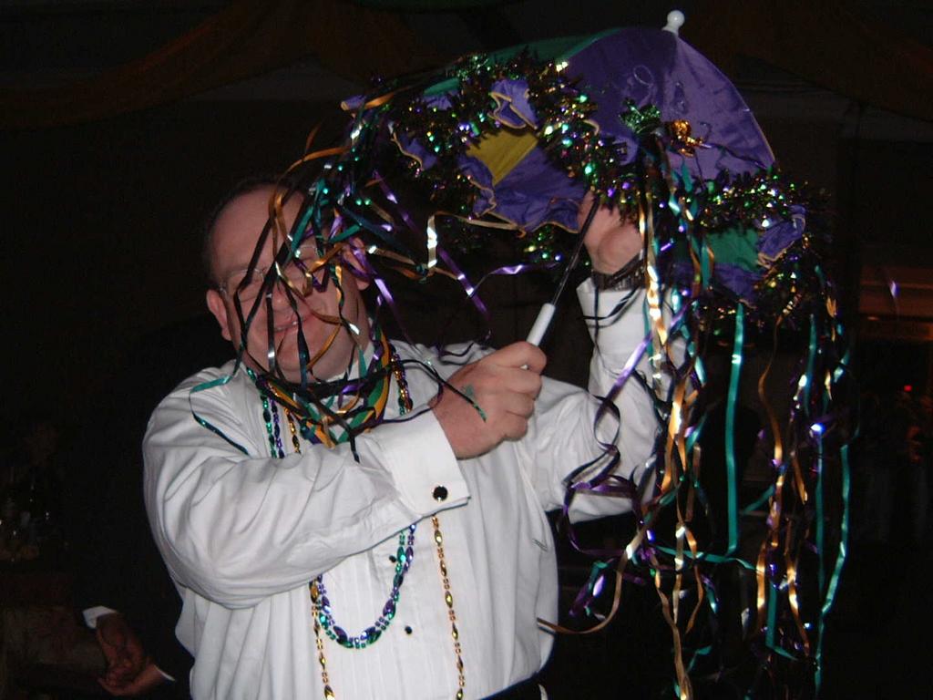 2002/01(Jan)/02(Mardi-Gras-Coronation-Ball)/1024x768_2002-01-12-18-Coronation-Ball.JPG
