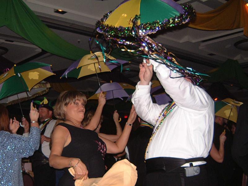 2002/01(Jan)/02(Mardi-Gras-Coronation-Ball)/800x600_2002-01-12-23-Coronation-Ball.JPG
