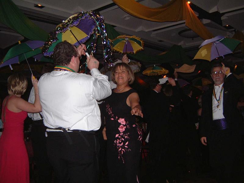 2002/01(Jan)/02(Mardi-Gras-Coronation-Ball)/800x600_2002-01-12-24-Coronation-Ball.JPG