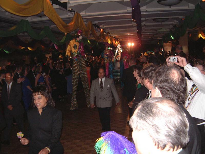 2002/01(Jan)/02(Mardi-Gras-Coronation-Ball)/800x600_2002-01-12-32-Coronation-Ball.JPG