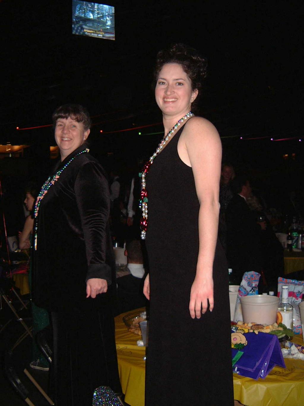2002/02(Feb)/01(MardiGras)/1024x768_2002-02-09-15-Extravaganza.JPG
