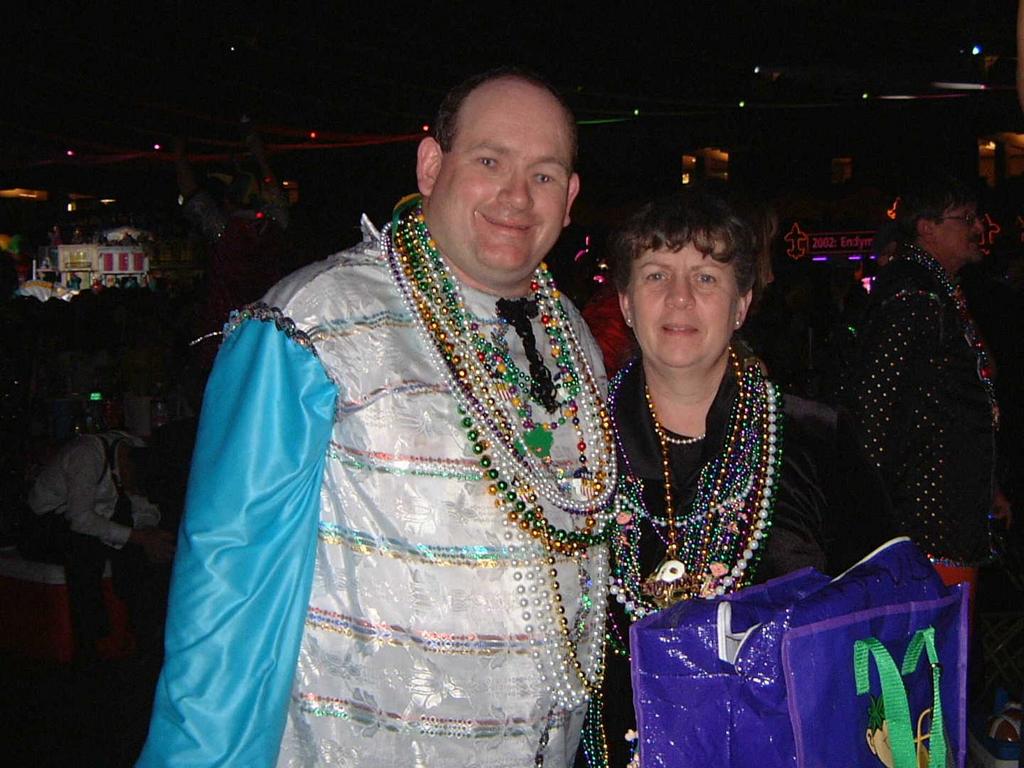 2002/02(Feb)/01(MardiGras)/1024x768_2002-02-09-20-Extravaganza.JPG
