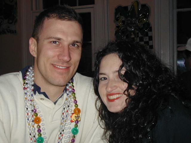 2002/02(Feb)/01(MardiGras)/640x480_2002-02-07-10-Balcony.JPG